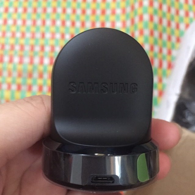 Dock sạc Gear S3 và Gear S3 Classic