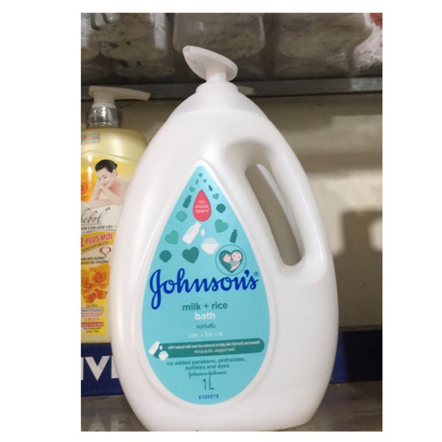 Sữa Tắm Dưỡng Ẩm Johnson’s Baby Chứa Sữa Và Tinh Chất Gạo (1000ml