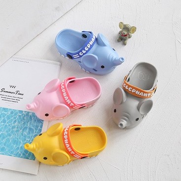 Dép sandals chống trượt thiết kế hình chú voi hoạt hình đáng yêu cho trẻ em và người lớn