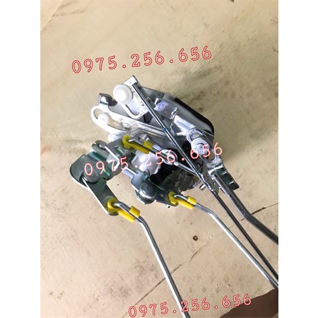 Ổ khoá ngậm cửa HD3T5 R phụ tùng ô tô phụ tùng Hùng Lỳ