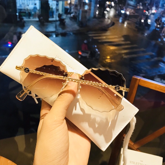 Mắt Kính Thời Trang Kèm Hộp