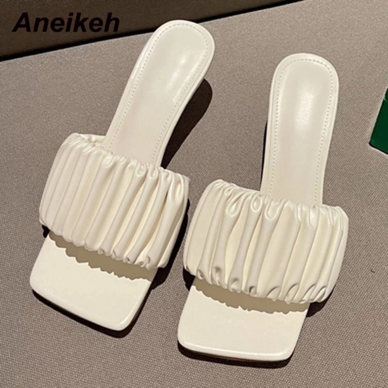 Giày cao gót mũi nhọn 7cm bản nhúng xinh xắn hót quanh năm dễ phối đồ cho các nàng .