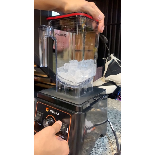 [BH 2 Năm ] Máy xay công nghiệp, máy xay đá chuyên dụng Uniblend UB - 712 ( Hàng Chính Hãng Nhập Khẩu)