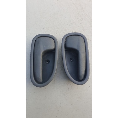 Tay mở cửa trong xe ô tô tải KIA 1,4 tấn K3000,K2700, K165,K190 K250