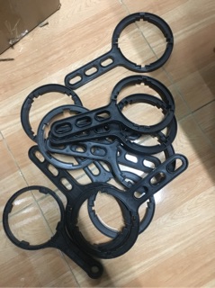 Tay vặn mở cốc lọc thô