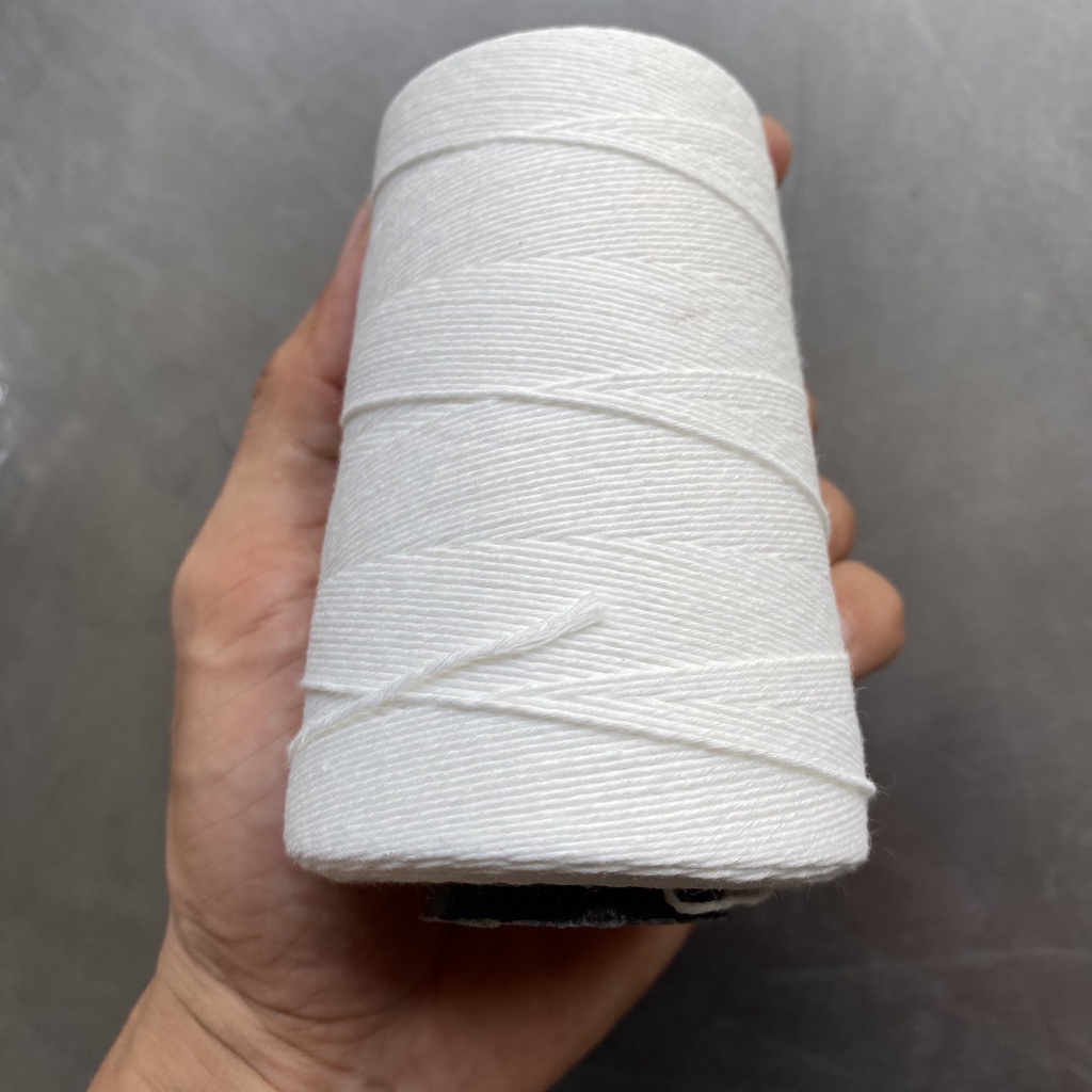 Chỉ may bao màu trắng mộc 200gr/cuộn