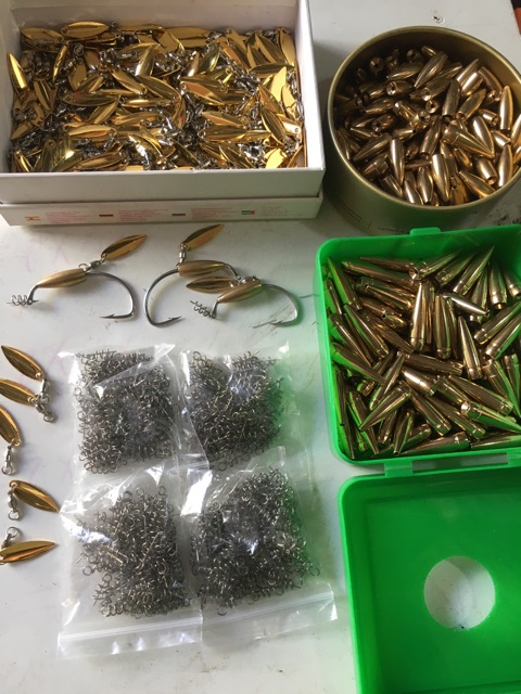 Thìa xoay gắn lưỡi câu cá