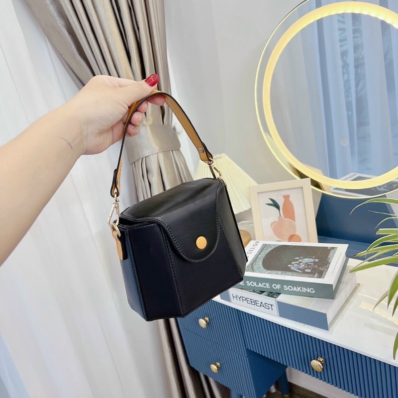Túi cốp cầm tay có dây đeo chéo xinh xắn Hàng Q/Châu
