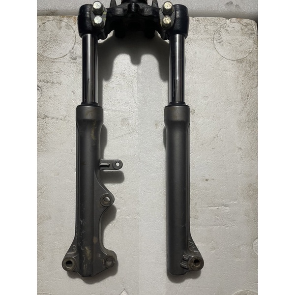 Vai thụt trước xe máy Sirius 110cm của Yamaha .