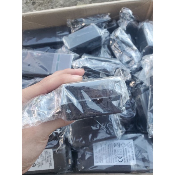 Sạc 3S 12.6V 5A dùng cho pin Lithium Li-ion , Lipo
