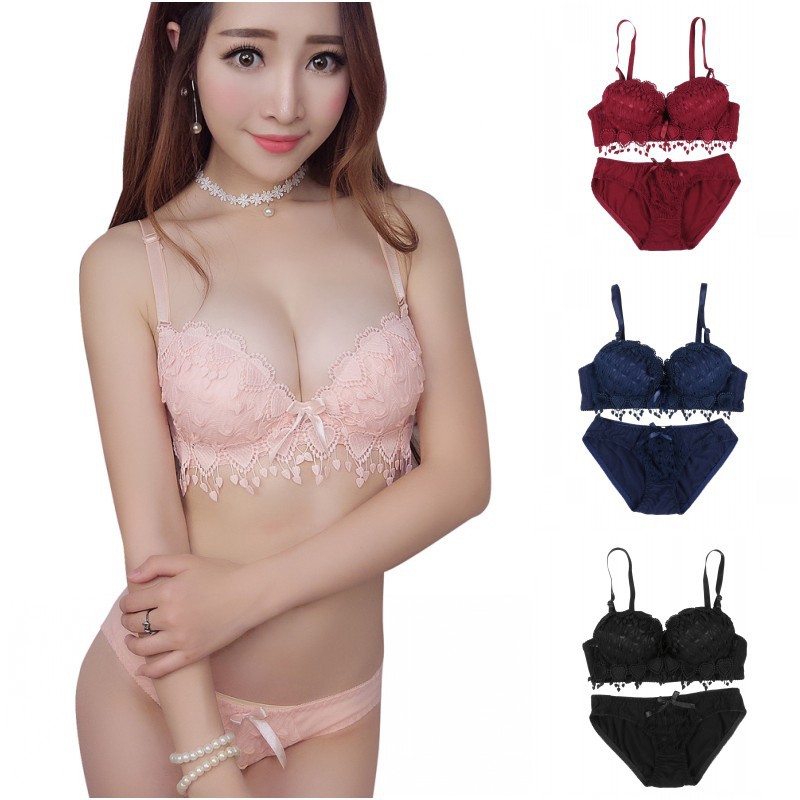 Bộ áo ngực ren hoa hình tim + Quần lót