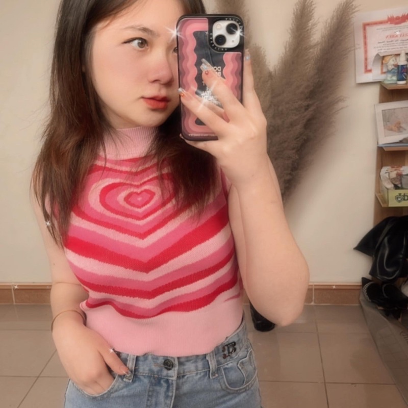 Áo croptop len tăm hoạ tiết trái tim