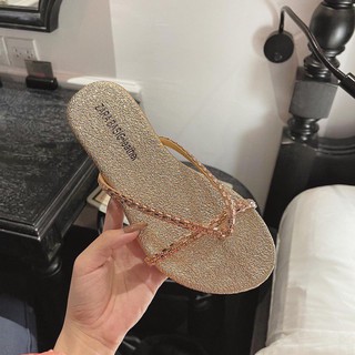 Dép tông xỏ ngón đá mũi tròn