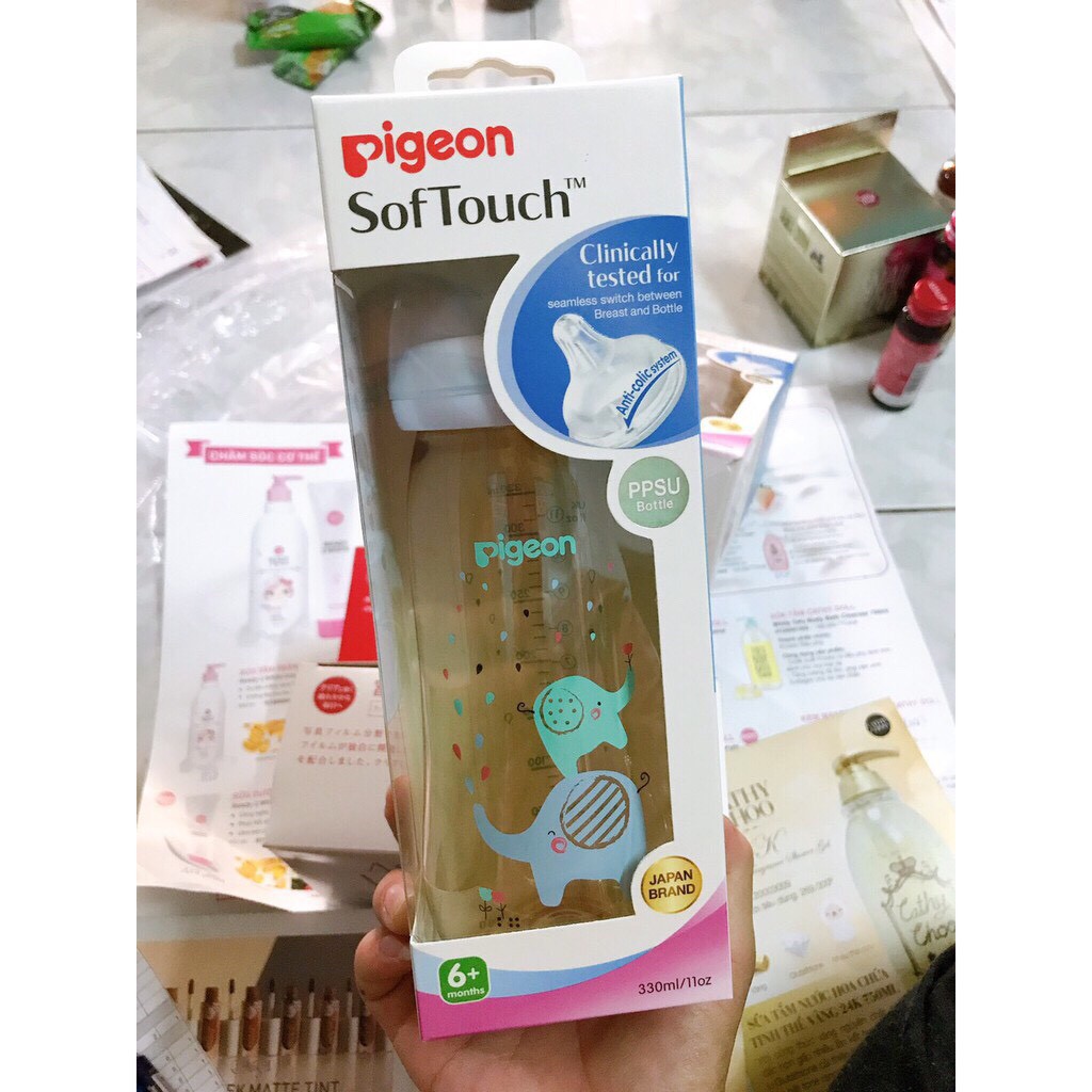 Bình Sữa PPSU Plus Cổ Rộng Pigeon Thỏ Hồng/Voi Xanh 330ml (L)