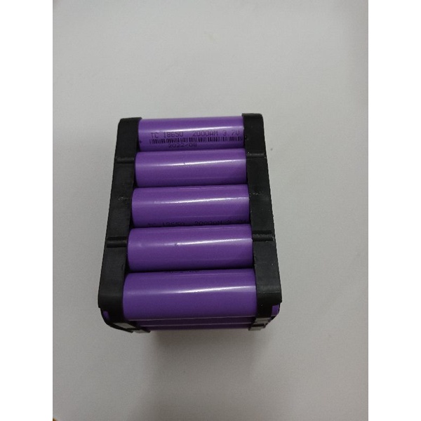 Pin Đóng 15 Cell 21V 4500mAh Xả 60A Cho Máy Mài Góc Máy Khoan Bê Tông Chân MaKiTa Có Đèn Báo Dung Lượng Bảo Hành 3