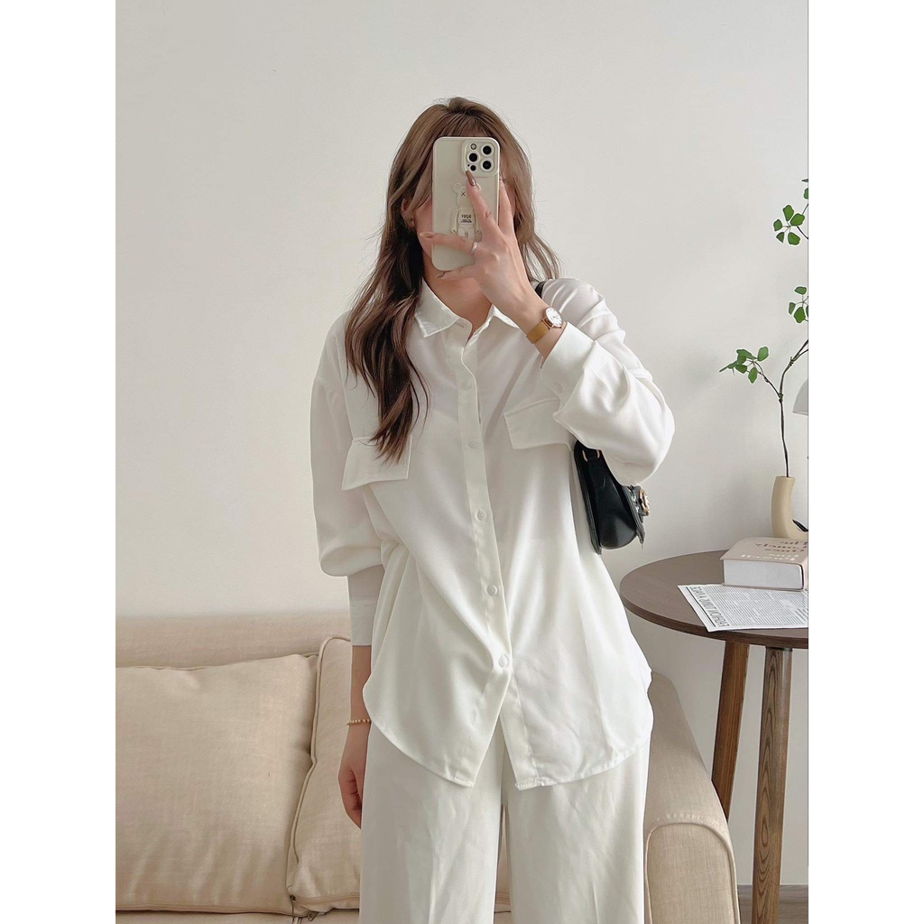 Áo sơ mi trơn túi nắp ngực form rộng oversize