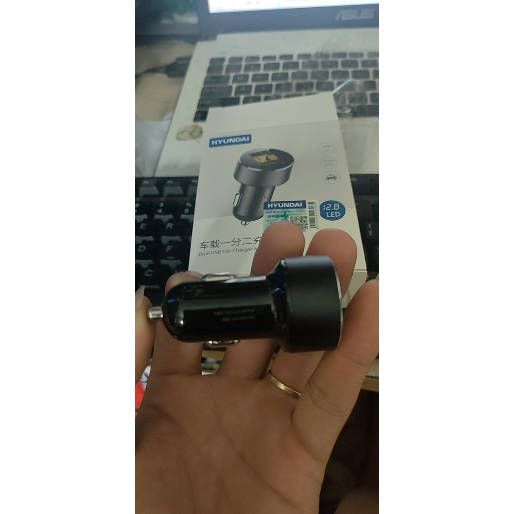 Tẩu sạc ô tô xe hơi Hyundai HY-36  báo điện áp với 2 cổng USB