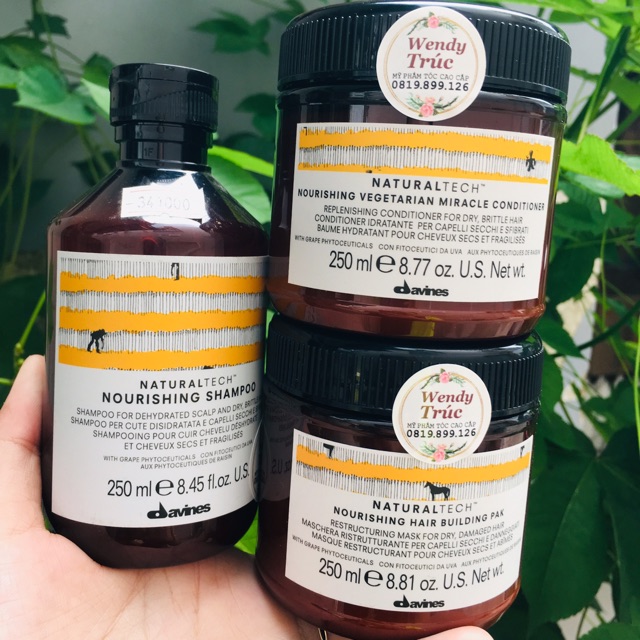 BỘ SẢN PHẨM GỘI XẢ Ủ DƯỠNG ẨM PHỤC HỒI TÁI TẠO TÓC KHÔ XƠ CHÊ NGỌN DAVINES NOURISHING 250ml x 3