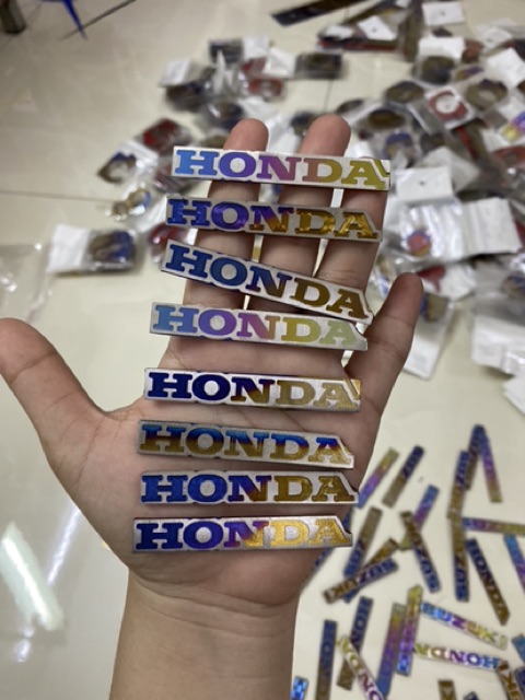 Logo Chữ HONDA/SUZUKI titan luôn keo 3M