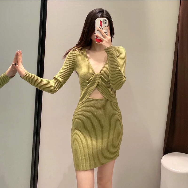 Váy len dệt kim xoắn ngực