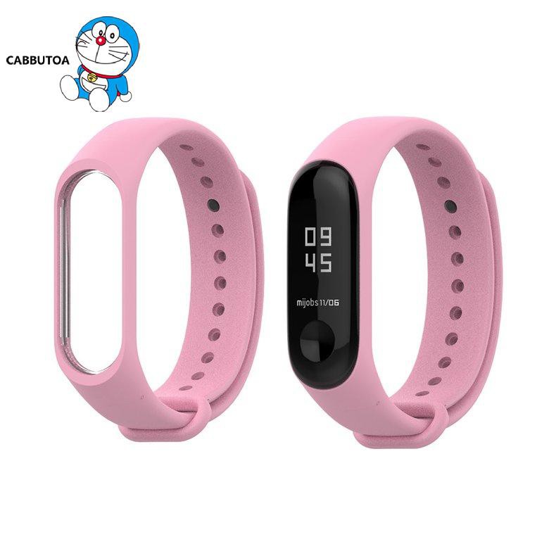 Dây Đeo Thay Thế Chất Liệu Silicon Thiết Kế Nhiều Lỗ Thời Trang Cho Xiaomi Mi Band 3