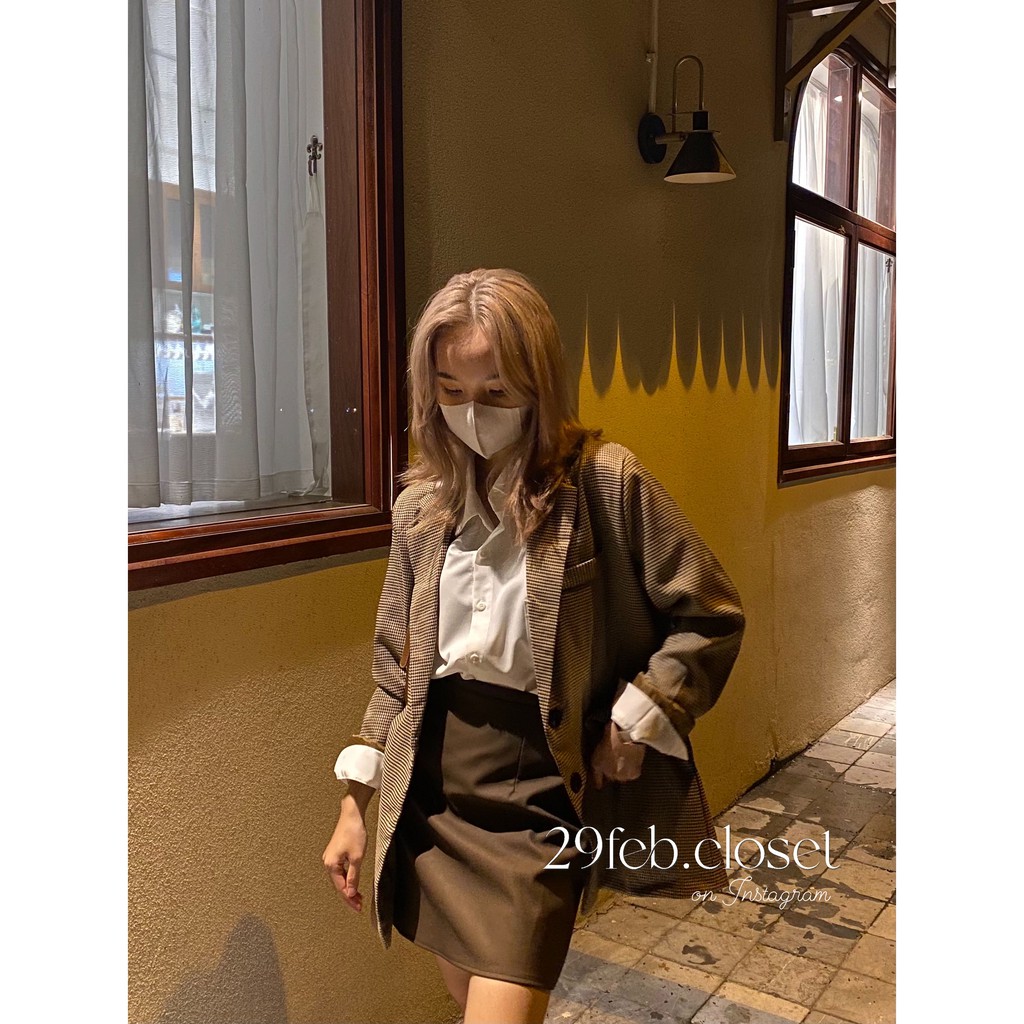 [Ảnh thật/video 29feb] Chân váy da lì chữ A basic - 8683