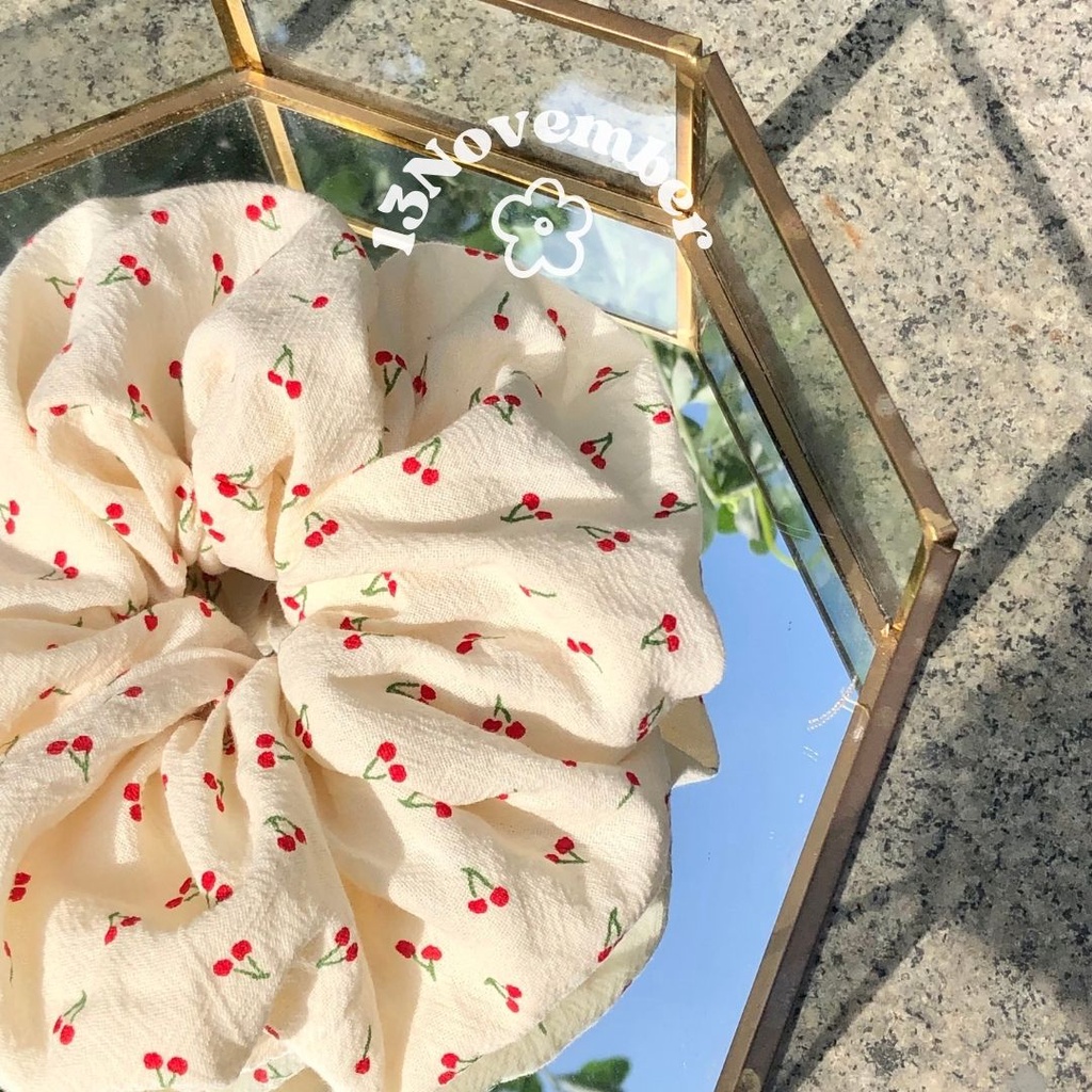 Scrunchies Cột Tóc Vải Cherry Hoạ Tiết Dễ Thương Size Lớn Sang Chảnh Buộc Tóc Vải Hàn Quốc Hot Trend