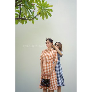 Đầm caro cổ trụ