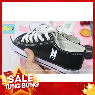 Giày thể thao BTS