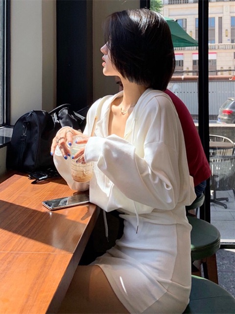 Váy liền áo có mũ