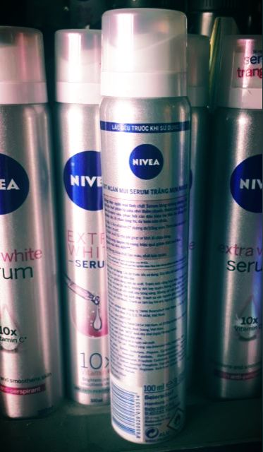 Xịt Ngăn mùi Nivea serum Extra White trắng mịn 100ml