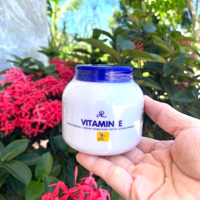 KEM VITAMIN E THÁI LAN NẮP XANH CHUẨN XỊN