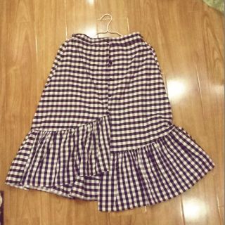 Chân váy vạt chéo