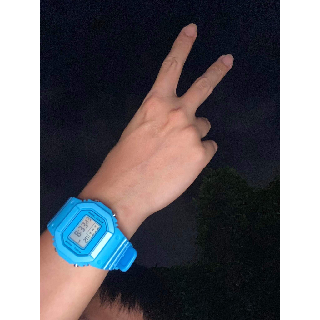 Đồng hồ thời trang thể thao