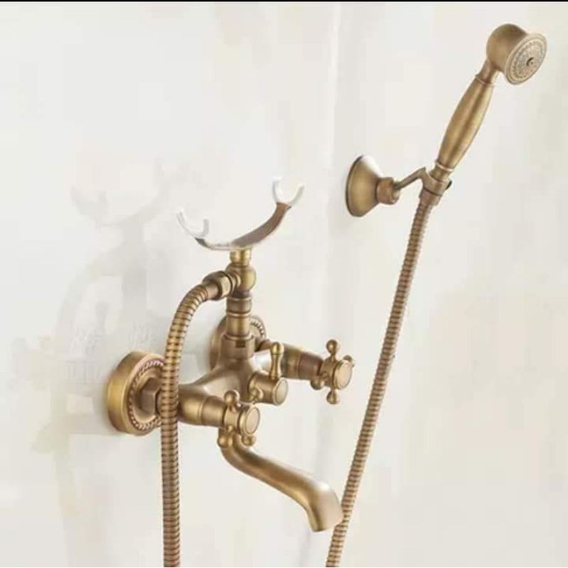 Vòi sen đồng cổ điển nóng lạnh