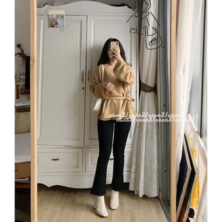 Áo len buộc eo điệu đà