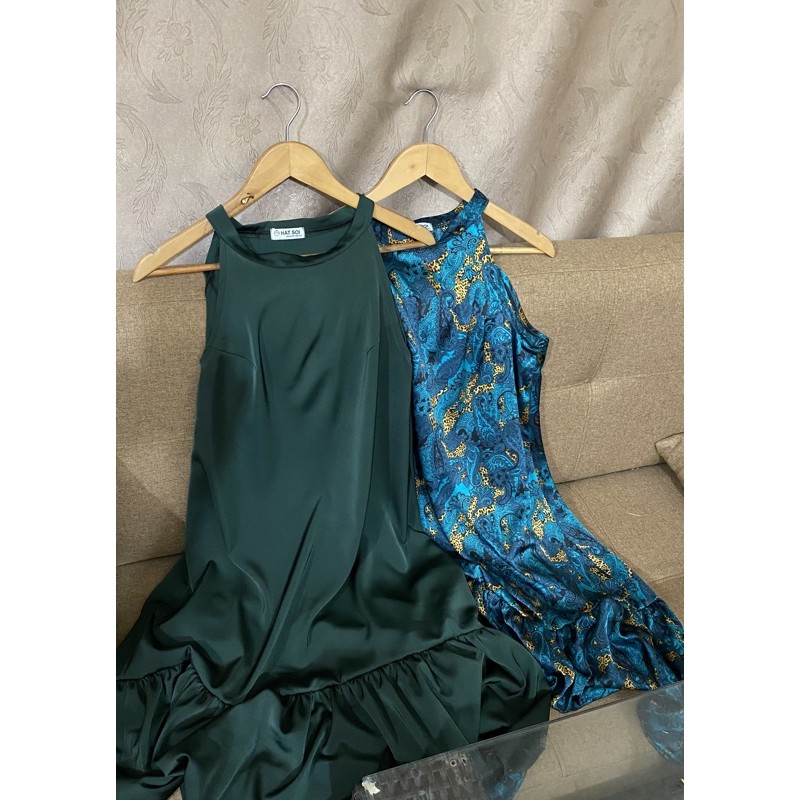 váy đuôi cá cổ yếm