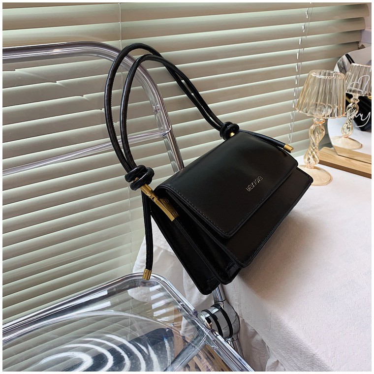 Túi kẹp nách baguette phong cách kiểu Pháp 2021 dây tròn da trơn cao cấp size 24 | BigBuy360 - bigbuy360.vn