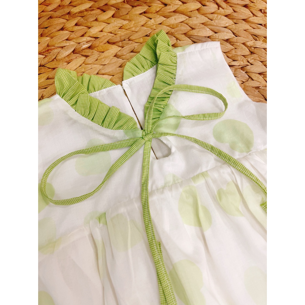 Đầm Sát Nách Nơ Cổ Họa Tiết Trai Tim Xanh Lá SoraChan - M082