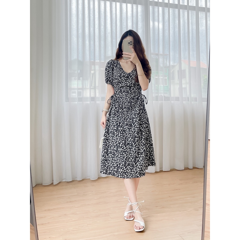 Váy thiết kế May Boutique Váy kiểu Daisy hoa cut eo VKZ22D_107.012