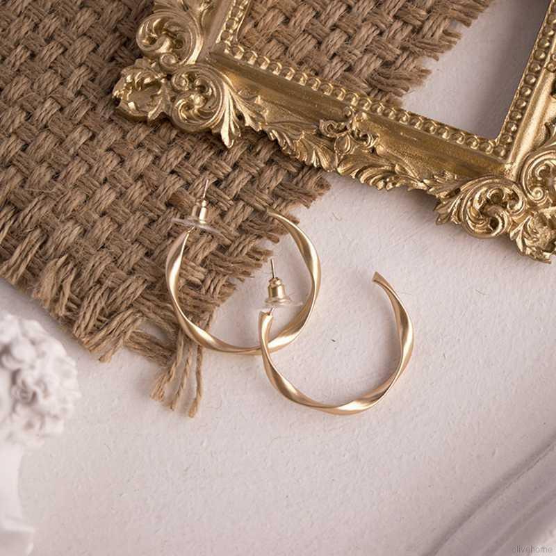 Thảm lót bàn ăn trang trí kiểu cách cổ điển