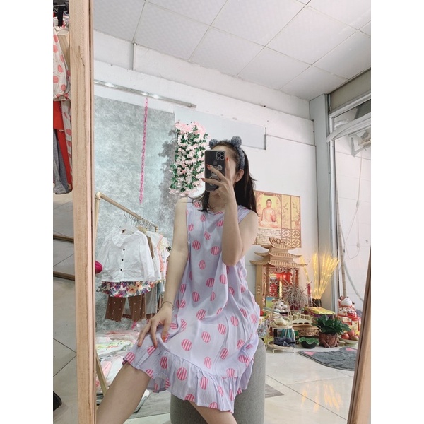 Váy ba lỗ lanh from rộng rãi bầu bí bon chen. chất lanh mềm mát thoải mái.
