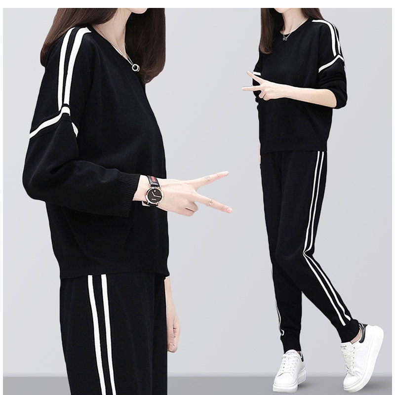 Bộ Quần áo thu đông nữ UNIFUN mã MK O dáng thể dục thể thao hàn quốc đẹp bao gồm áo khoác hoodie và quần jogger