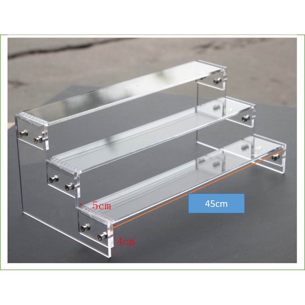 kệ mica trưng bày theo yêu cầu