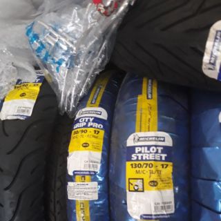 Lốp michelin trước 80/90-17 sau 130/70-17 dành cho ex và winner