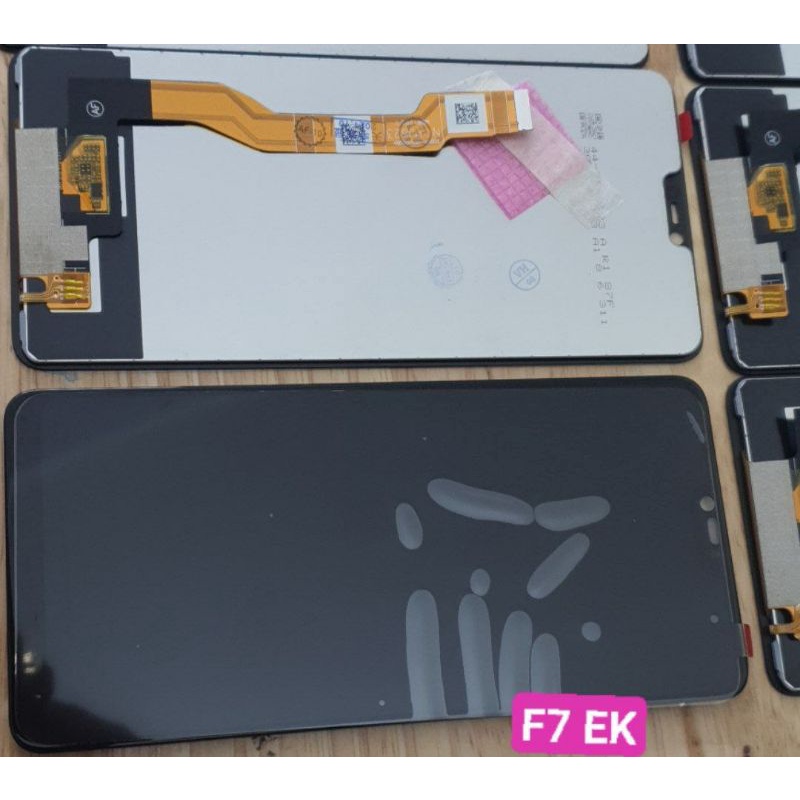 Màn hình oppo F7