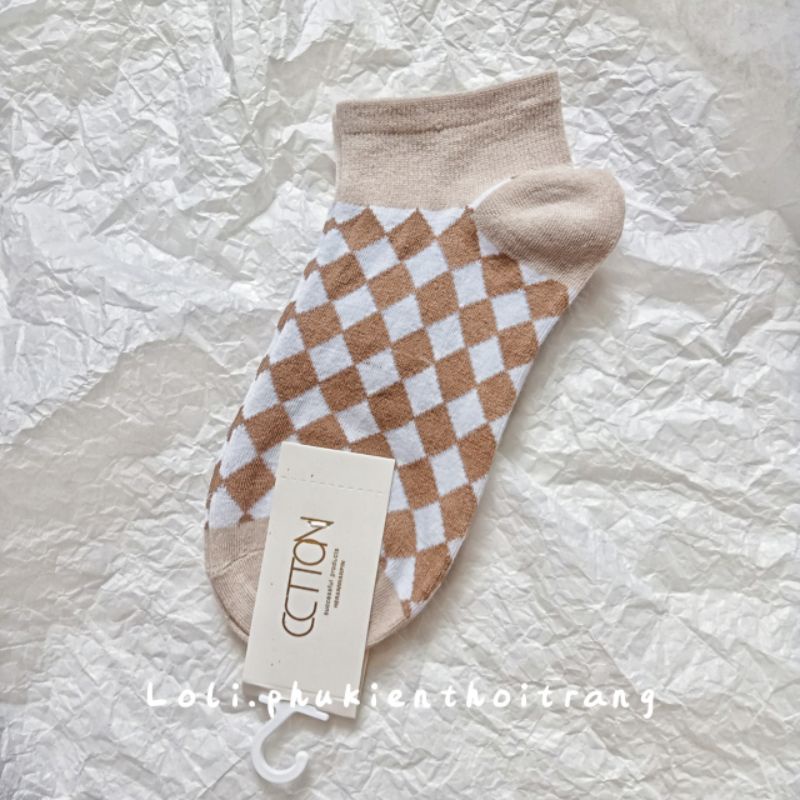 Tất Vớ Nữ Cổ Ngắn Họa Tiết Sọc Tone Nâu Nhiều Mẫu
