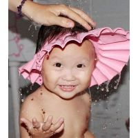 Mũ gội đầu bịt tai cho bé