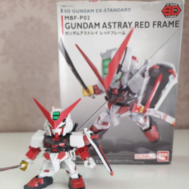 Mô hình SD Gundam Ex-standard Gundam Astray Red frame ( New )