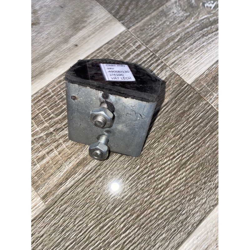 Sản phẩm gia đình làm: combo 10 chân máy sau 130 vát lệch